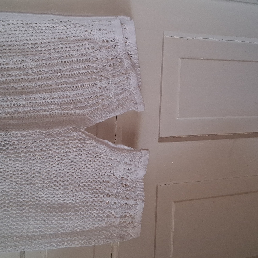 White Cover Up - Picture 4 of 4